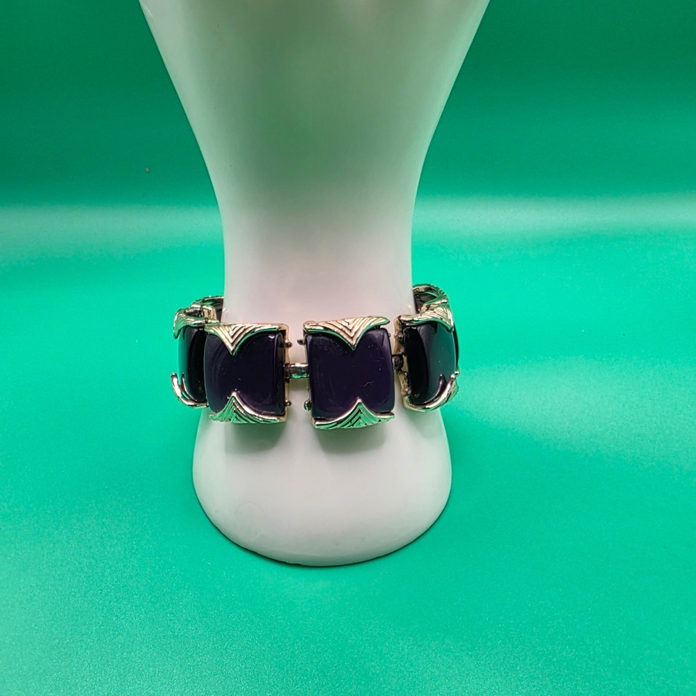 Vintage Coro Thermoset Bracelet – 1960s Gold & Amethyst Tones - Picture 10 of 11